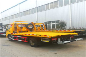 石家庄附近拖车救援搭电